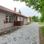 Kajari Apartmanhaz Apartment *